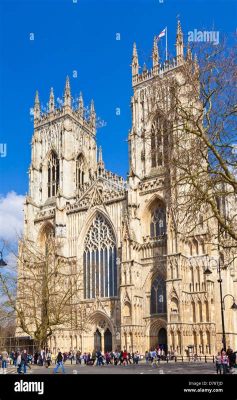  York Minster: อลังการสถาปัตยกรรมโกธิกและมรดกศักดิ์สิทธิ์ของอังกฤษ!